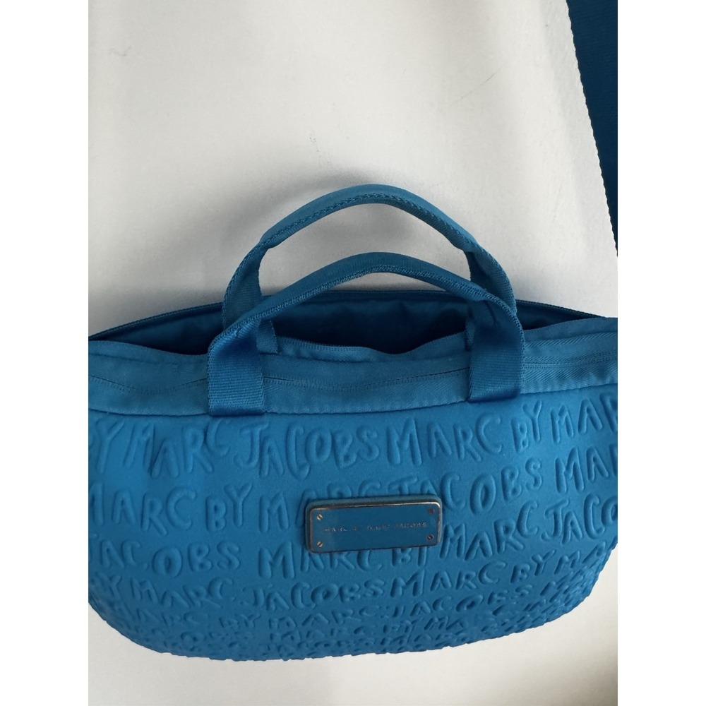Marc Jacob's  Blue Laptop Bag‎ With Adjustable Strap - Picture 10 of 10